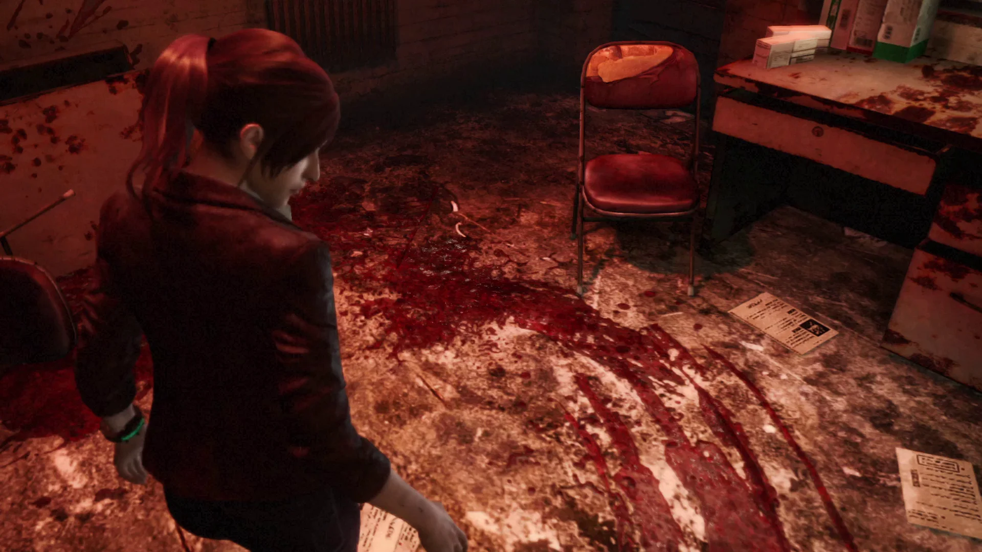 Resident Evil Revelations 2 screenshot 2