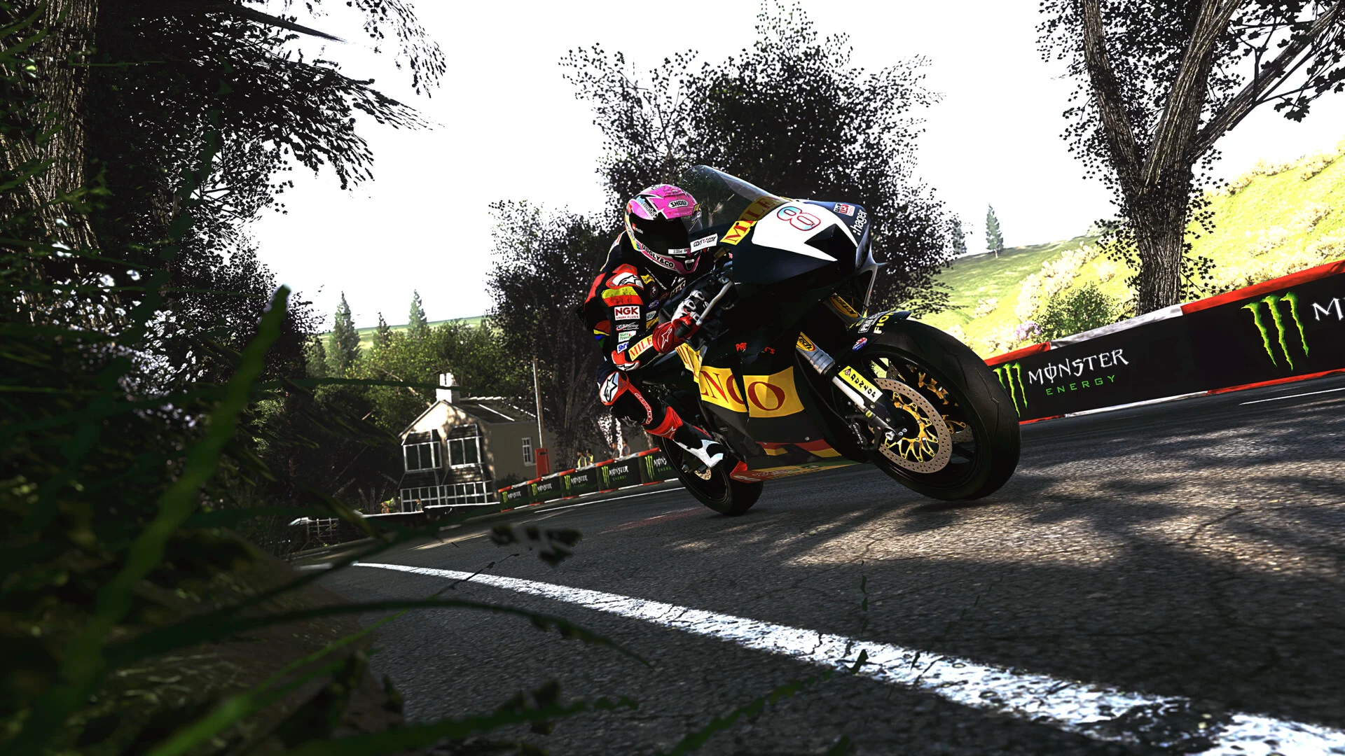 TT Isle Of Man: Ride on the Edge 3 screenshot 6
